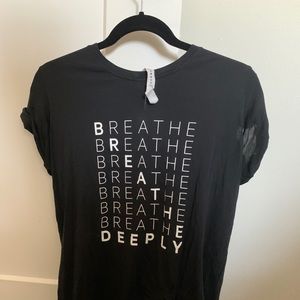 Lululemon t-shirt